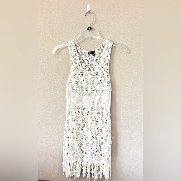 Crochet Fringe Hem Top - Picture 1 of 7